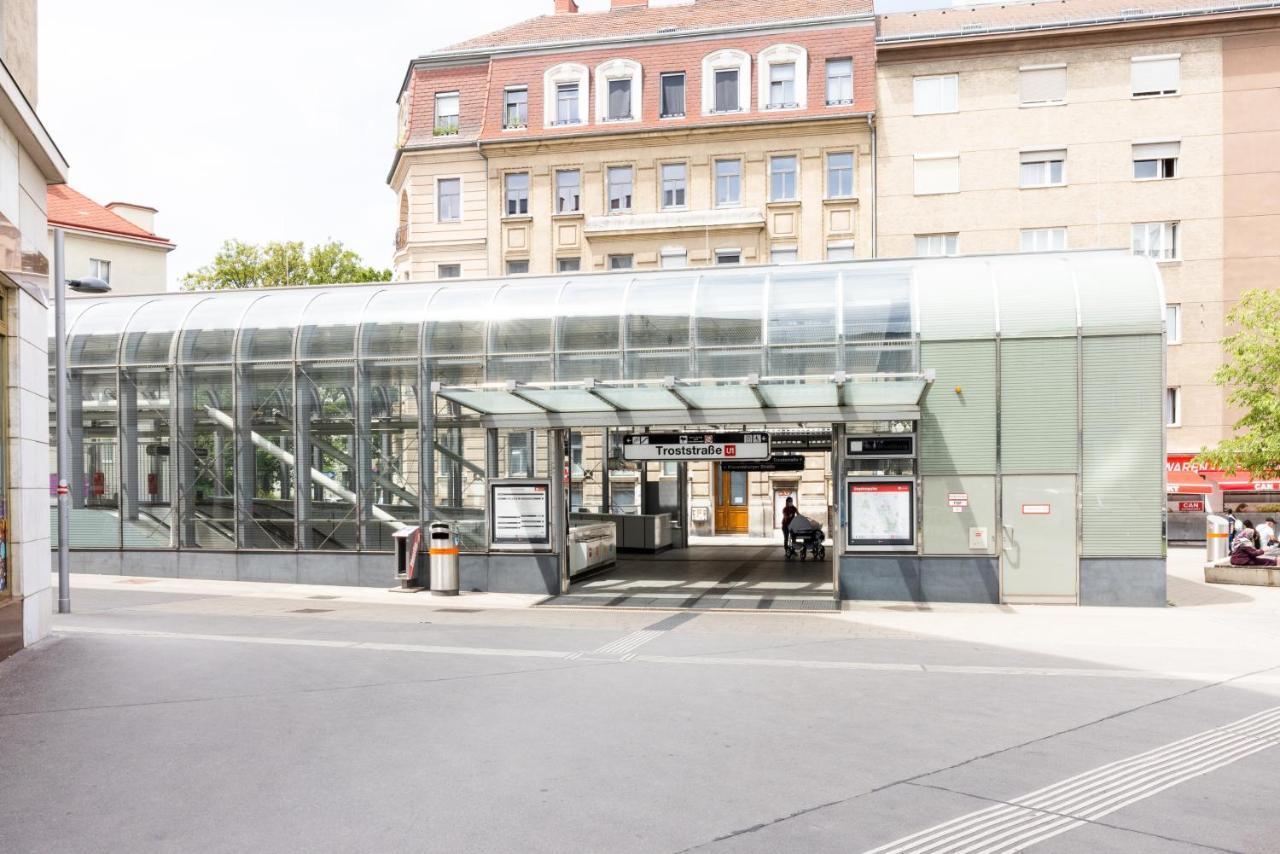 Stunning Apartment Vienna Central Station ภายนอก รูปภาพ